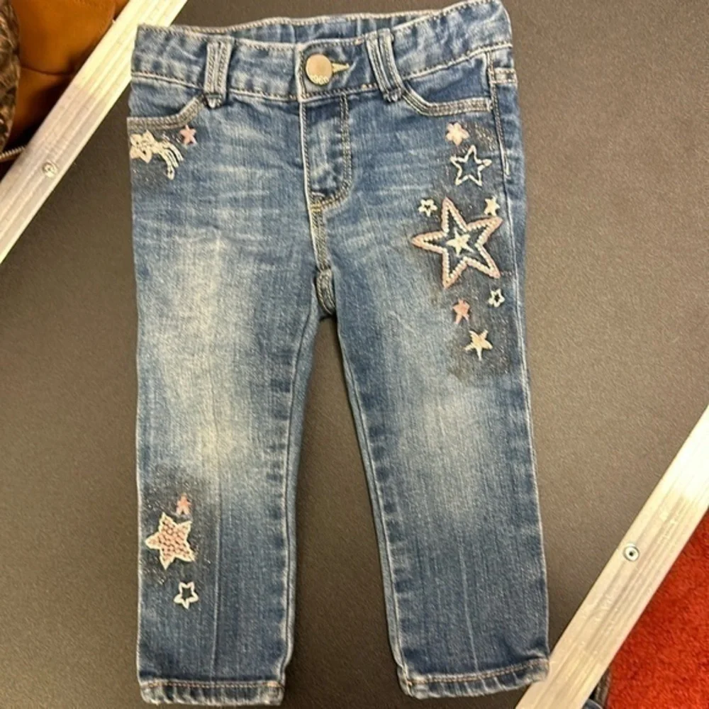 Baby gap size 12-18 months